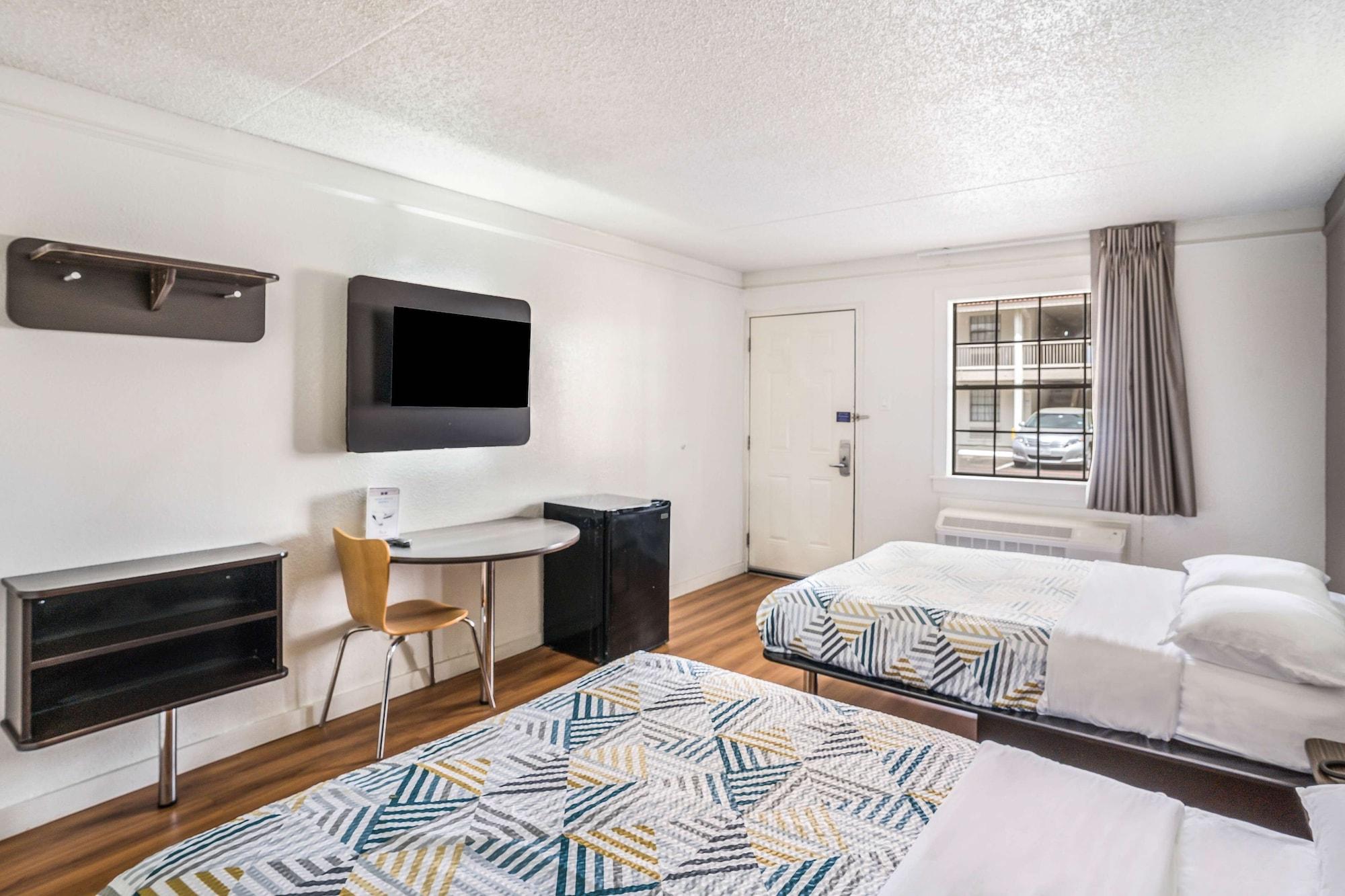Motel 6-Dallas, Tx - Market Center Kültér fotó